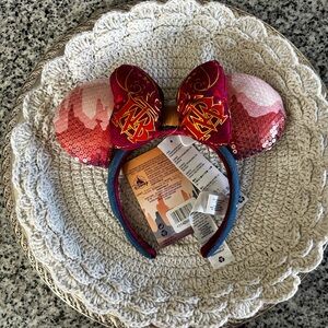 Disney Big Thunder Mountain Minnie Ears, Main Attraction